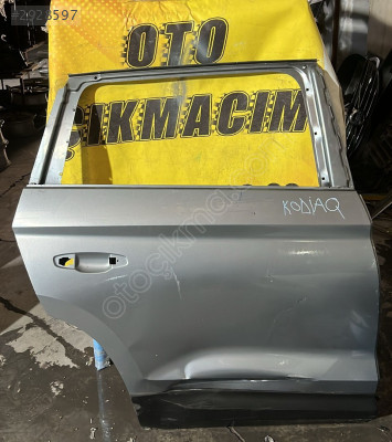 SKODA KODİAQ Modeli İçin Sağ Arka Kapı Çıkma Parçası
