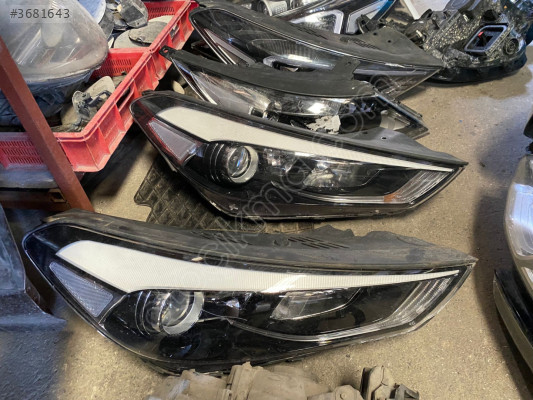 Hyundai Tucson için Hatasız Çıkma Sağ Far - Orijinal Parça