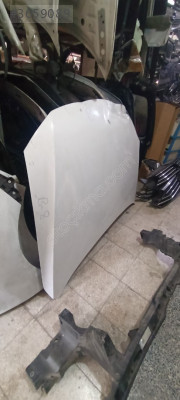 Volkswagen Passat b8 ön motor kaputu