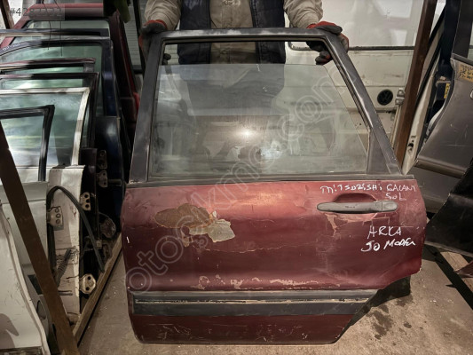 MİTSUBİSHİ GALANT SOL ARKA KAPI ORJİNAL ÇIKMA 90 MODEL 4.ÜRÜN