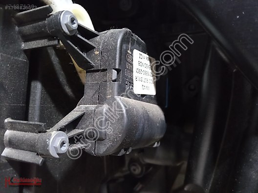 VW TİGUAN 09-16 ELEKTRONİK KALORİFER KAZANI 3C0 907 511 R 3C