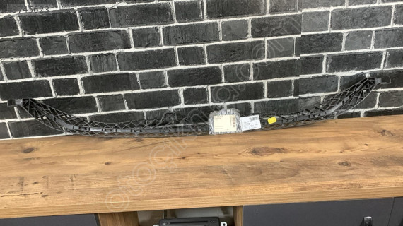 3G0807889 VW PASSAT B8 ÖN TAMPON ORTA TUTUCU SIFIR BRAKET