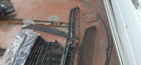 SKODA SÜPERB ORTA IZGARA