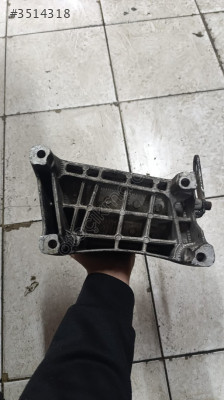 FIAT DOBLO- FIORINO 1.3 MOTOR KULAĞI ORIJINAL PARÇA