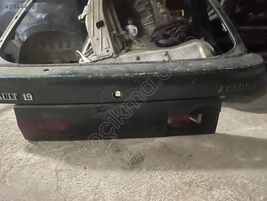 RENAULT 19 SÖKME BAGAJ HATCBACK