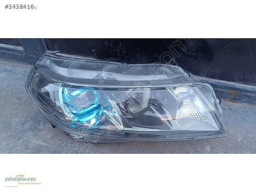 SUZUKİ VİTARA ÇIKMA SAĞ FAR MAVİ MERCEK