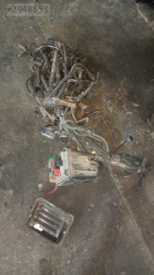 Linea 1.3 Euro 5 motor iç tesisat ana tesisat sigorta tablası yed