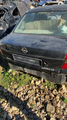 OPEL ASTRA F ARKA BAGAJ KAPAĞI.OTO ERKAN ÜNYE