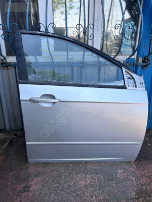 2012 tata manza sağ ön kapı dolu