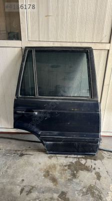 Range Rover sağ arka kapı orjinal hatasız boyasız