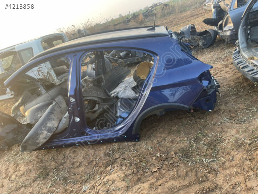 Fiat Egea Cross sol arka çamurluk