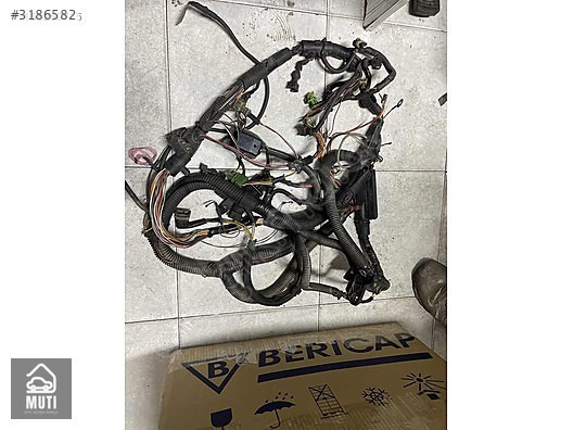 Renault laguna 1 motor iç elektrik tesisatı 297112C
