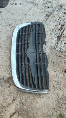 Chrysler 300M çıkma orijinal ön panjur 4805107