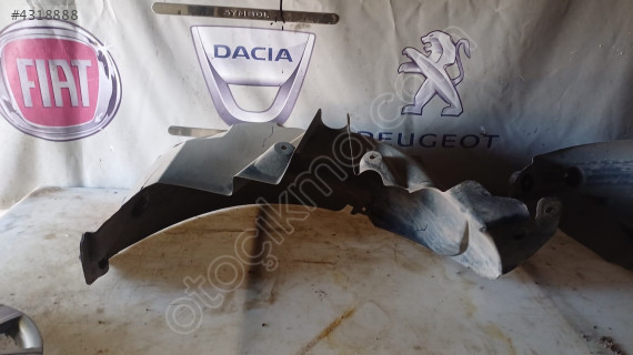 Renault Clio4 sağ arka tekerlek davlumbazı orijinal hatasız