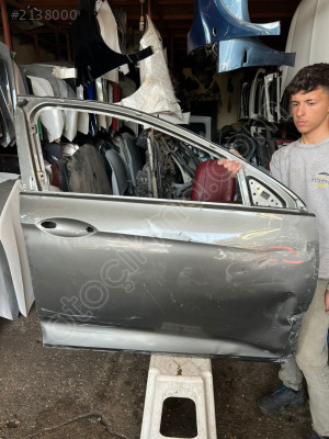 2018 2020 Opel İnsgnia sağ  ön kapı Çıkma
