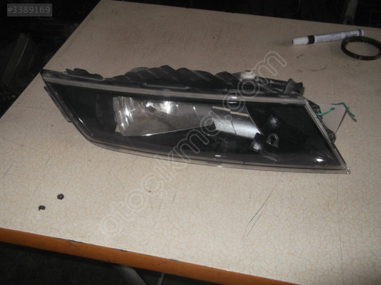 SKODA SÜPER B ÇIKMA SİS FARI