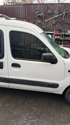 Renault Kangoo ön sağ kapı