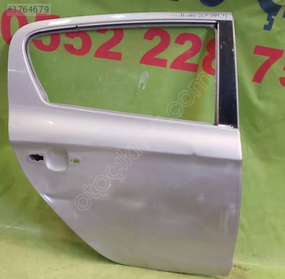 hyundai i20 sağ arka kapı