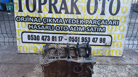 Renault 1.5 dci arkadan marşlı boş blok