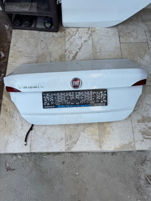 Fiat Egea arka bagaj hatasız boyasız orijinal çıkma