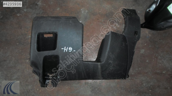 MAZDA 2 2011 ÇIKMA GÖĞÜS DİZ PLASTİĞİ