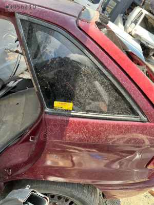 Astra f kelebek camı sol arka