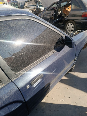mazda 323 sağ ön kapı