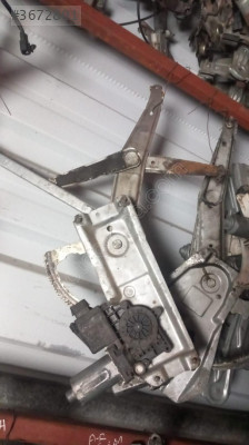 OPEL VECTRA B SOL ÖN CAM KRİKOSU.OTO ERKAN ÜNYE
