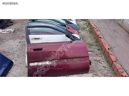 mazda 323 sedan sağ ön kapı