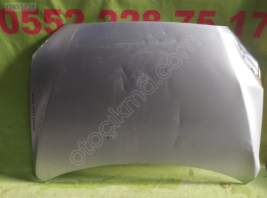 mitsubishi lancer kaput