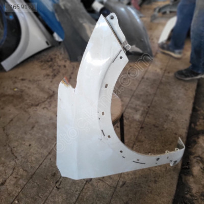 Hyundai i20 sağ ön çamurluk