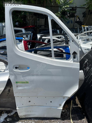 MİRİM OTODAN SPRİNTER SAĞ ÖN KAPI YENİ MODEL