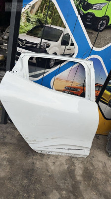 Clio 5 sag arka kapı