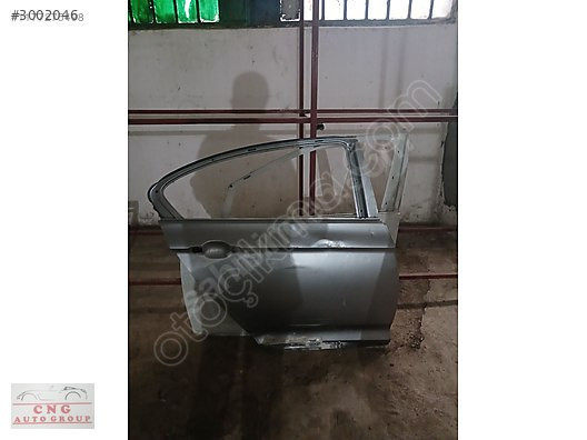 volkswagen passat b8 sağ arka kapi