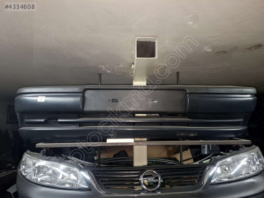 ÖZMEN OPEL VECTRA A ÖN TAMPON İÇ DIŞ KOMPLE