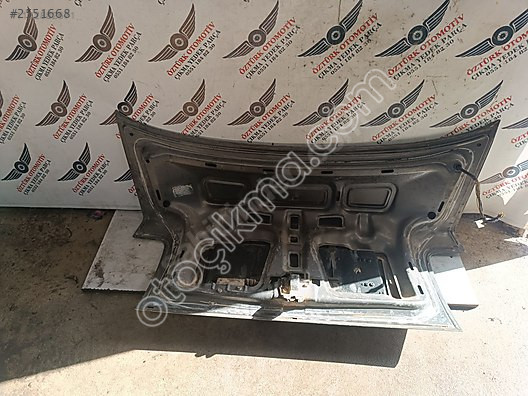 VOLVO S40 ORJİNAL BAGAJ KAPAĞI