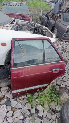 Honda Accord 83 model sol arka kapi yedek parça