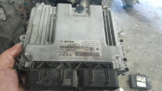 Peugeot 3008,pejo 5008 motor beyni çıkma