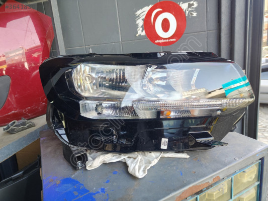 Citroen Berlingo sağ ön far yeni kasa