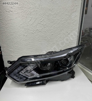 NISSAN QASHQAİ SOL ÖN FAR ORJİNAL ÇIKMA