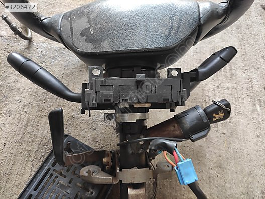 PEUGEOT 206 SİNYAL FAR SİLECEK KOLU