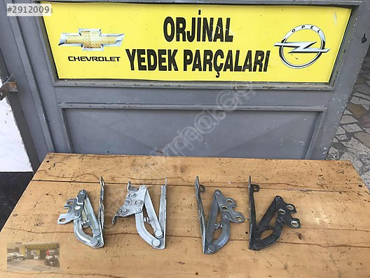 13311903/13311902 opel corsa d/e kaput menteşesi
