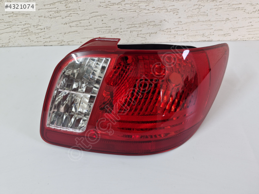 KİA RİO SEDAN SAĞ ARKA STOP LAMBASI SIFIR 2005-2010