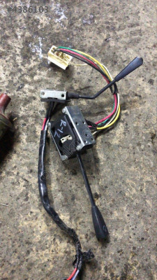 Renault 12 sinyal far silecek kolu