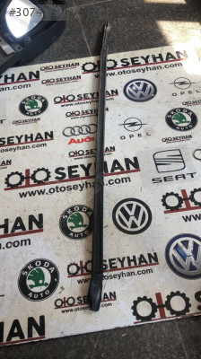 5C6837478B Volkswagen Jetta 2014 ön sağ kapı dış sıyırıcı fitil