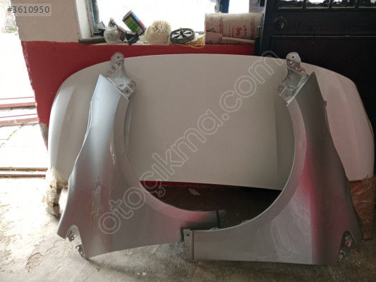Toyota Corolla sağ sol ön çamurluk çıkma orjinal