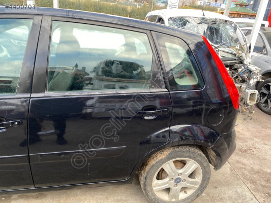 FORD FİESTA SOL ARKA KAPI HATASIZ 2002-2009
