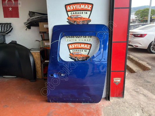 RENAULT EXPRESS SOL ARKA SÜRGÜLÜ KAPI ORJİNAL 821138790R