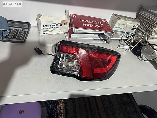 Kuga sağ stop SIFIR ORJİNAL 2019-2024