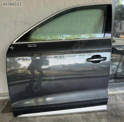 AUDİ Q5 SOL ÖN KAPI HATASIZ ÇIKMA EGE OTOMOTİV